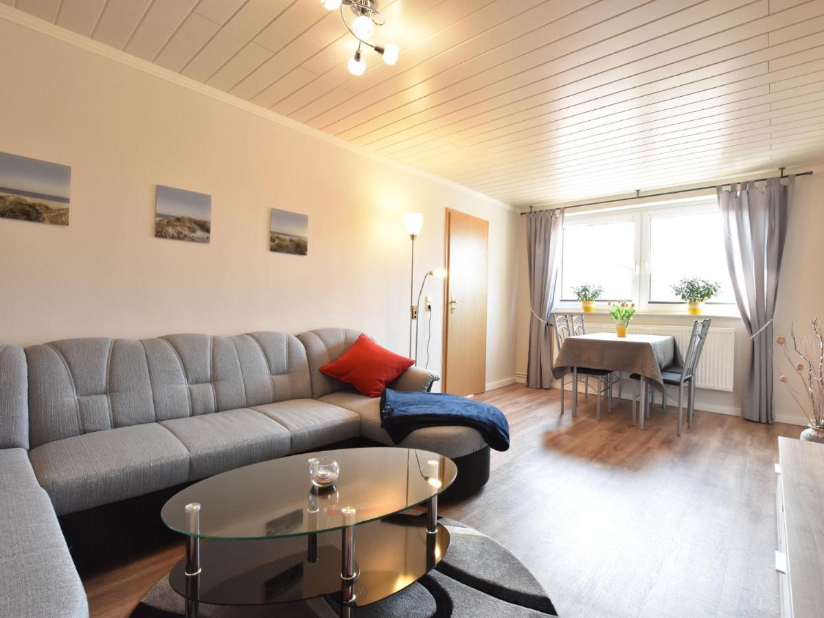 Apartment With Terrace In Warnkenhagen Warnkenhagen  Номер фото